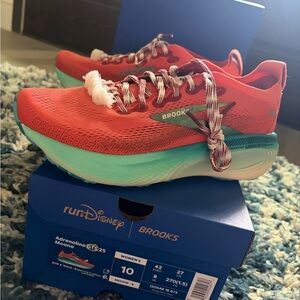 Brooks runDisnet Adrenalinr GTS25 Moana Size 10 Womens. BRAND NEW IN BOX